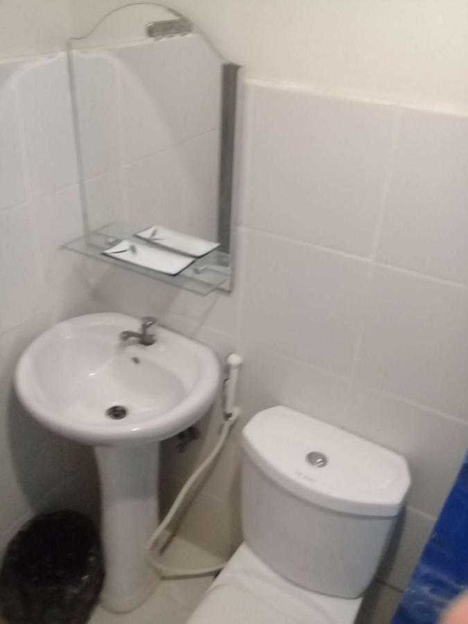 Emmanuel'S Service Apartment Near The Airport مانيلا المظهر الخارجي الصورة