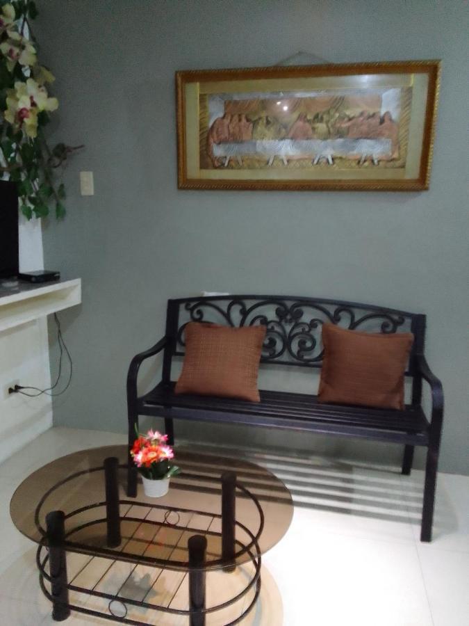 Emmanuel'S Service Apartment Near The Airport مانيلا المظهر الخارجي الصورة